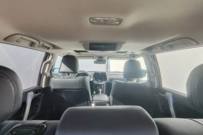 Toyota Land Cruiser din 2022 cu 170.835 km - oferta TOY197252 - foto 11