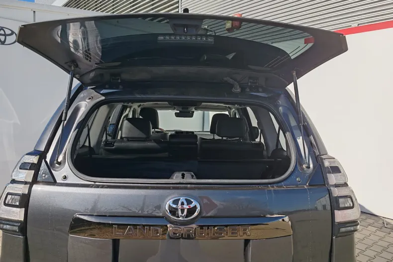 Toyota Land Cruiser din 2022 cu 170.835 km - oferta TOY197252 - foto 23