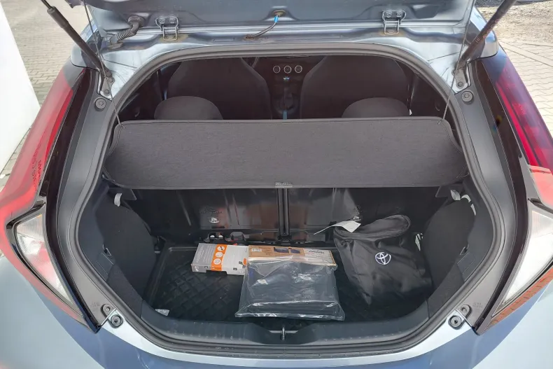 Toyota Aygo din 2025 cu 6.140 km - oferta TOY197253 - foto 12