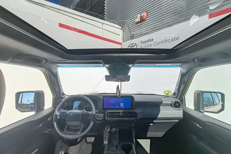 Toyota Land Cruiser din 2025 cu 15.700 km - oferta TOY197254 - foto 8
