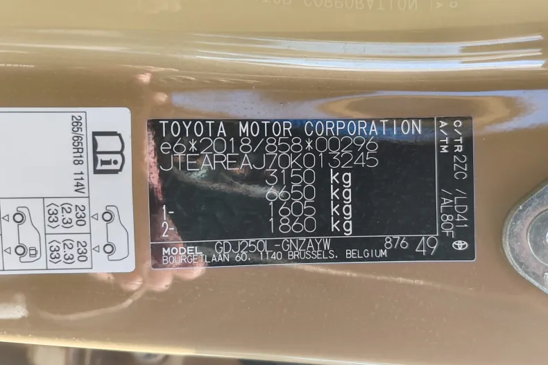 Toyota Land Cruiser din 2025 cu 15.700 km - oferta TOY197254 - foto 25