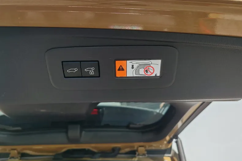 Toyota Land Cruiser din 2025 cu 15.700 km - oferta TOY197254 - foto 27