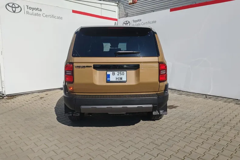 Toyota Land Cruiser din 2025 cu 15.700 km - oferta TOY197254 - foto 29