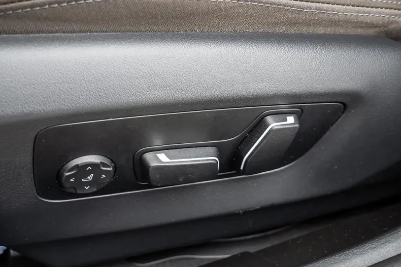 BMW 520i (Seria 5) din 2025 cu 19.275 km - oferta BMW197262 - foto 20