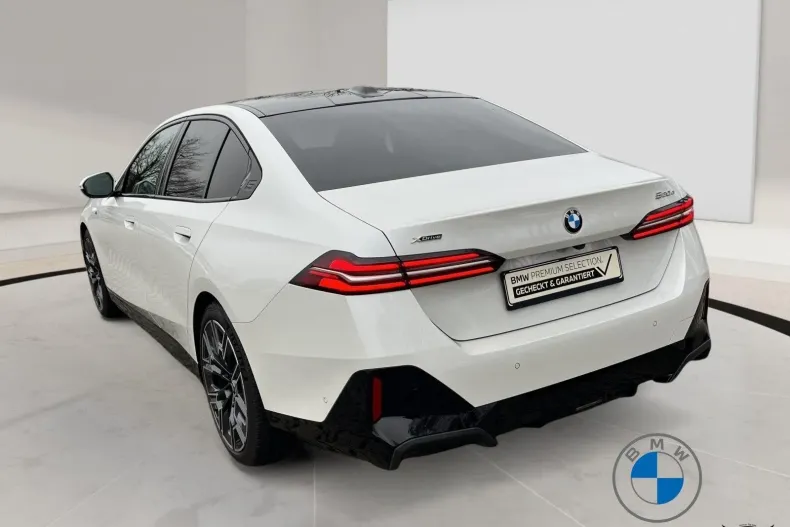 BMW 520d (Seria 5) din 2025 cu 25.116 km - oferta BMW197263 - foto 6