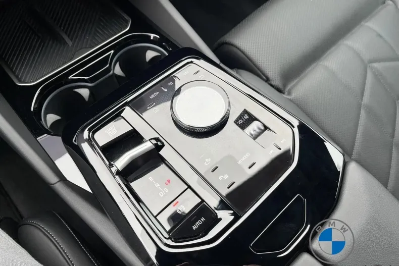 BMW 520d (Seria 5) din 2025 cu 25.116 km - oferta BMW197263 - foto 15