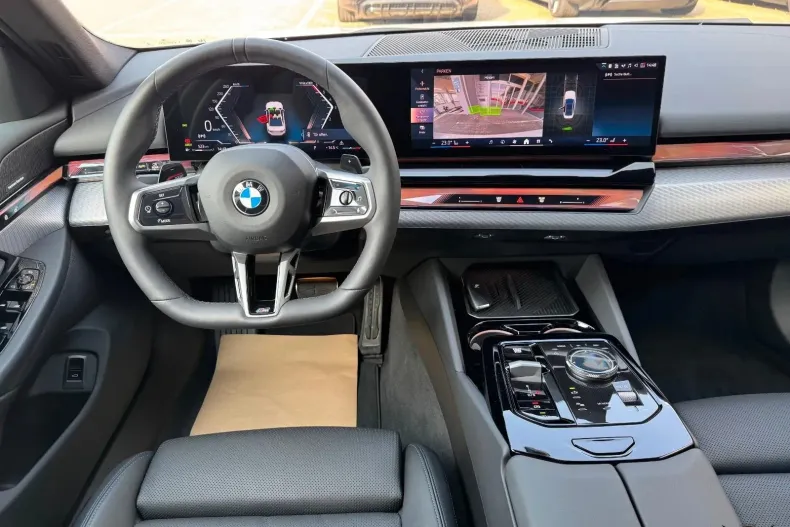 BMW 520d (Seria 5) din 2025 cu 10.900 km - oferta BMW197264 - foto 10