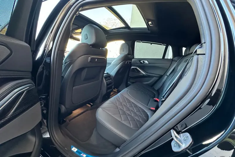 BMW X6 (Seria X) din 2025 cu 5.580 km - oferta BMW197266 - foto 24