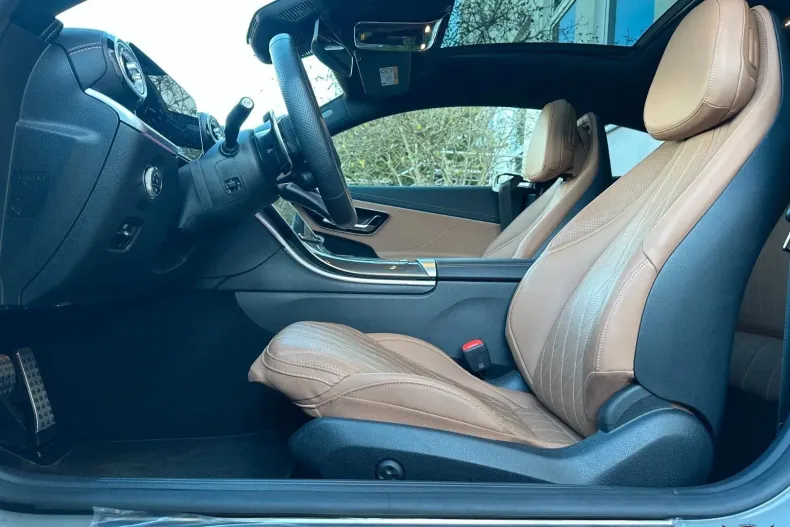 Mercedes-Benz CLE din 2025 cu 9.300 km - oferta MER197269 - foto 13