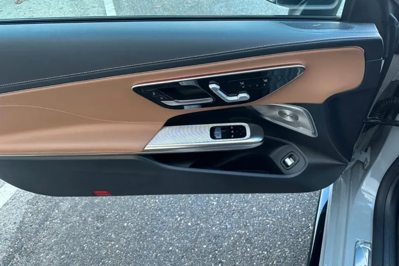 Mercedes-Benz CLE din 2025 cu 9.300 km - oferta MER197269 - foto 15