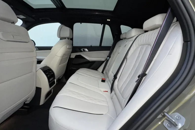 BMW X5 (Seria X) din 2024 cu 8.900 km - oferta BMW197270 - foto 25