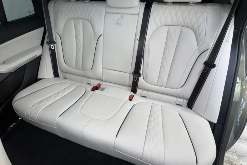 BMW X5 (Seria X) din 2024 cu 8.900 km - oferta BMW197270 - foto 28