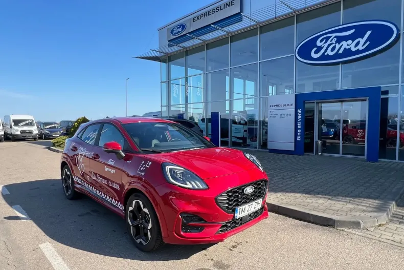 Ford Puma din 2025 cu 6.129 km - oferta FOR197271 - foto 1