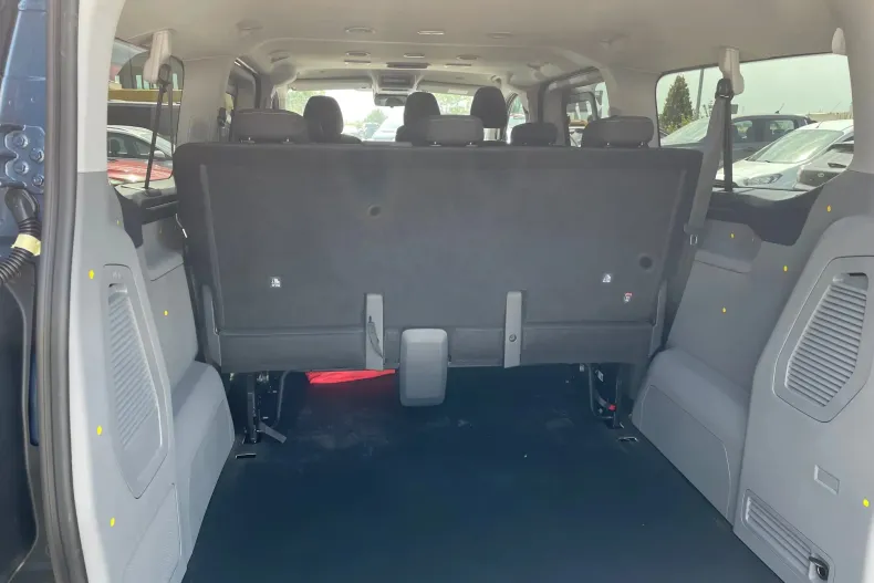Ford Transit Custom din 2026 cu 5 km - oferta FOR197272 - foto 9