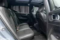 Volvo XC40 din 2022 cu 78.400 km - oferta VOL197274 - foto 26