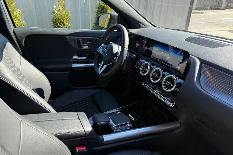 Mercedes-Benz GLA din 2021 cu 21.422 km - oferta MER197276 - foto 22