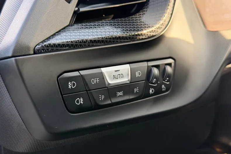 BMW 118i (Seria 1) din 2023 cu 77.000 km - oferta BMW197277 - foto 22