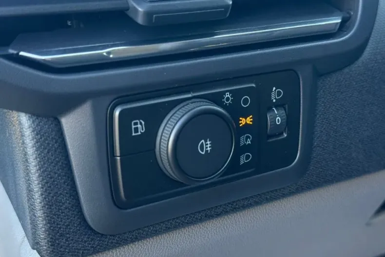 Ford Tourneo Custom din 2025 cu 1 km - oferta FOR197282 - foto 22