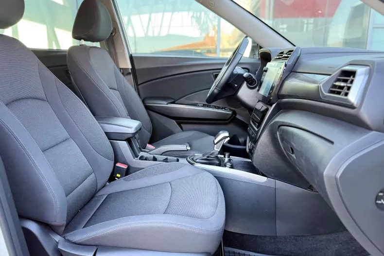 Ssangyong Tivoli din 2024 cu 14.911 km - oferta SSA197286 - foto 19