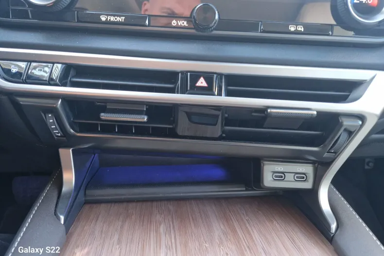 Lexus Seria RX din 2025 cu 1.182 km - oferta LEX197288 - foto 19