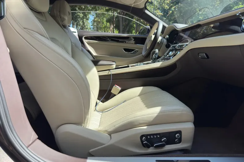 Bentley Continental din 2022 cu 41.000 km - oferta BEN197293 - foto 24