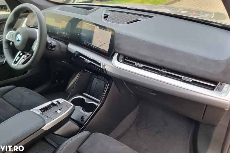 BMW iX1 (Seria X) din 2026 cu 4.000 km - oferta BMW197297 - foto 9