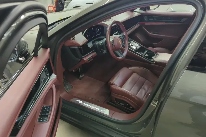 Porsche Panamera din 2024 cu 13.604 km - oferta POR197300 - foto 3