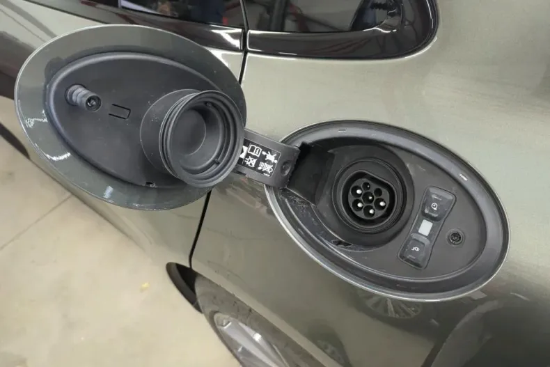 Porsche Panamera din 2024 cu 13.604 km - oferta POR197300 - foto 12