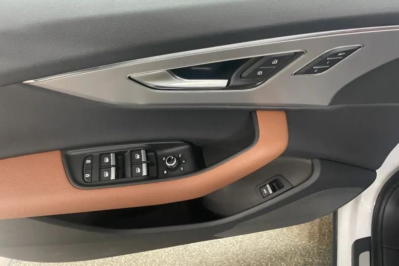 Audi Q7 din 2025 cu 13.730 km - oferta AUD197307 - foto 13