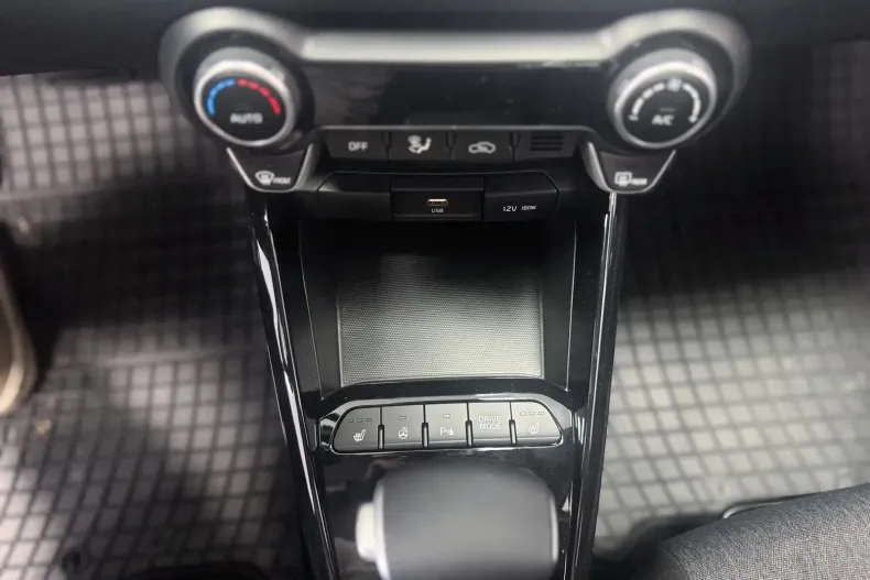 Kia Stonic din 2025 cu 4 km - oferta KIA197311 - foto 6