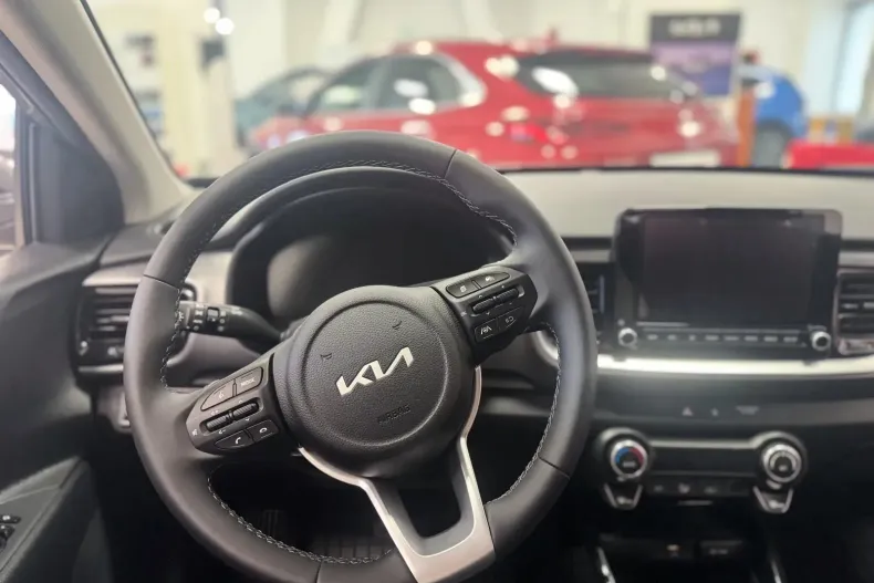 Kia Stonic din 2025 cu 4 km - oferta KIA197311 - foto 8