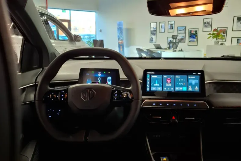 MG MG3 din 2025 cu 1 km - oferta MG0197313 - foto 12