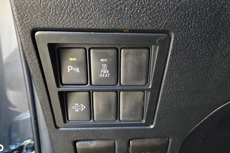 Toyota Hilux din 2021 cu 77.000 km - oferta TOY197327 - foto 18