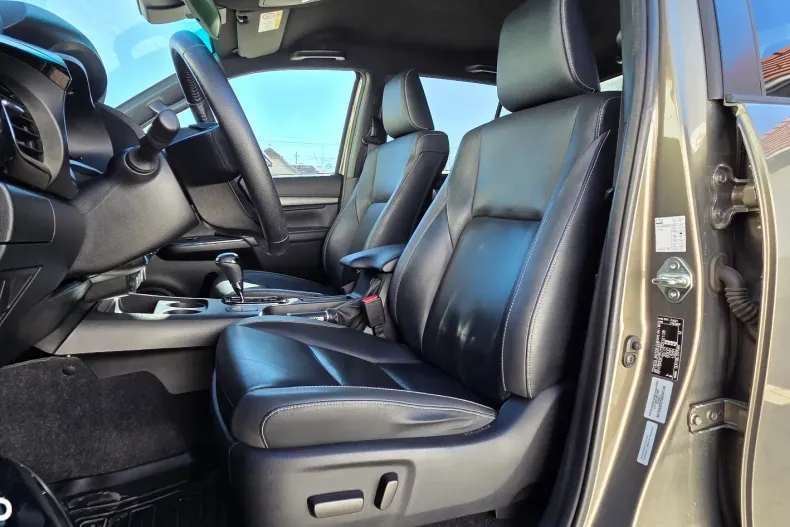 Toyota Hilux din 2021 cu 77.000 km - oferta TOY197327 - foto 19