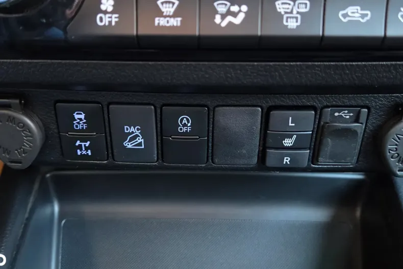 Toyota Hilux din 2021 cu 77.000 km - oferta TOY197327 - foto 21