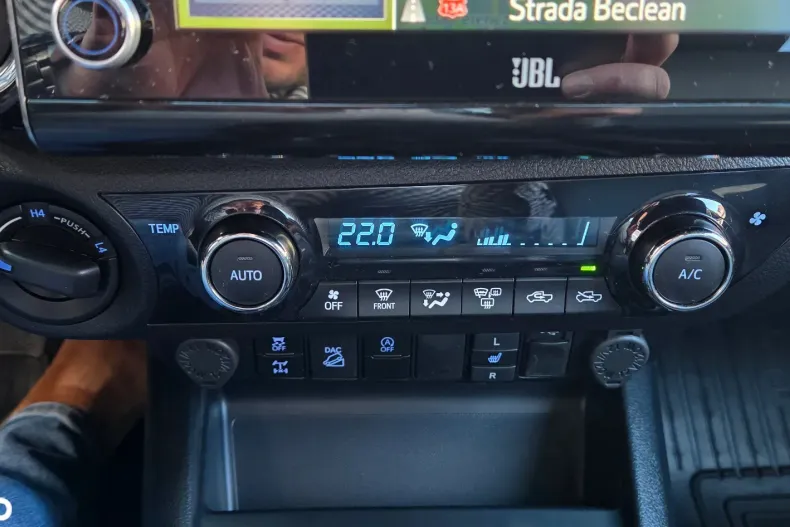 Toyota Hilux din 2021 cu 77.000 km - oferta TOY197327 - foto 22