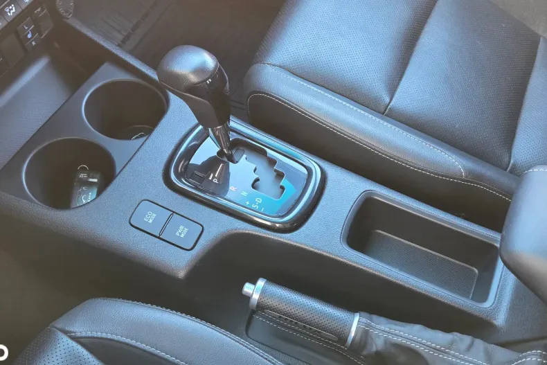 Toyota Hilux din 2021 cu 77.000 km - oferta TOY197327 - foto 26