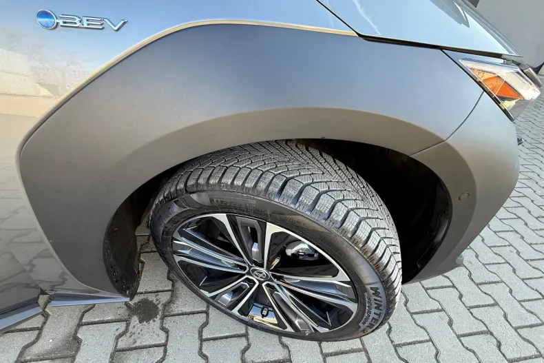Toyota bZ4X din 2024 cu 6.003 km - oferta TOY197329 - foto 22