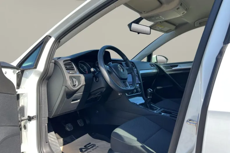 Volkswagen Golf din 2020 cu 115.206 km - oferta VOL197332 - foto 3