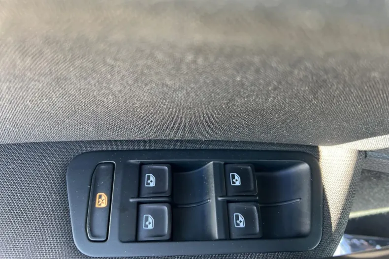 Volkswagen Golf din 2020 cu 115.206 km - oferta VOL197332 - foto 31