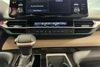 Toyota Sienna din 2023 cu 18.016 km - oferta TOY197333 - foto 18