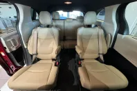 Toyota Sienna din 2023 cu 18.016 km - oferta TOY197333 - foto 26