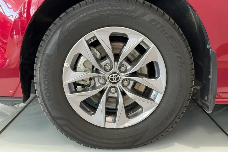 Toyota Sienna din 2023 cu 18.016 km - oferta TOY197333 - foto 32