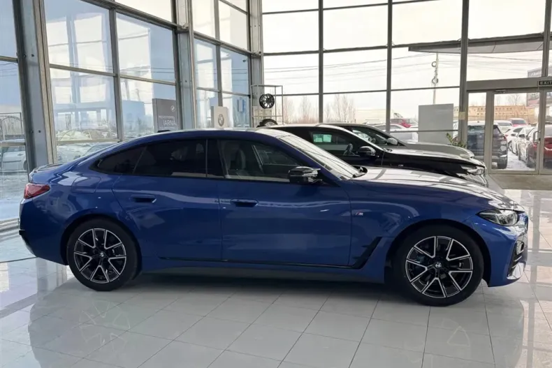BMW M440i (Seria 4) din 2024 cu 24.500 km - oferta BMW197334 - foto 3