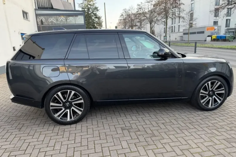 Land Rover Range Rover din 2025 cu 14.900 km - oferta LAN197340 - foto 12