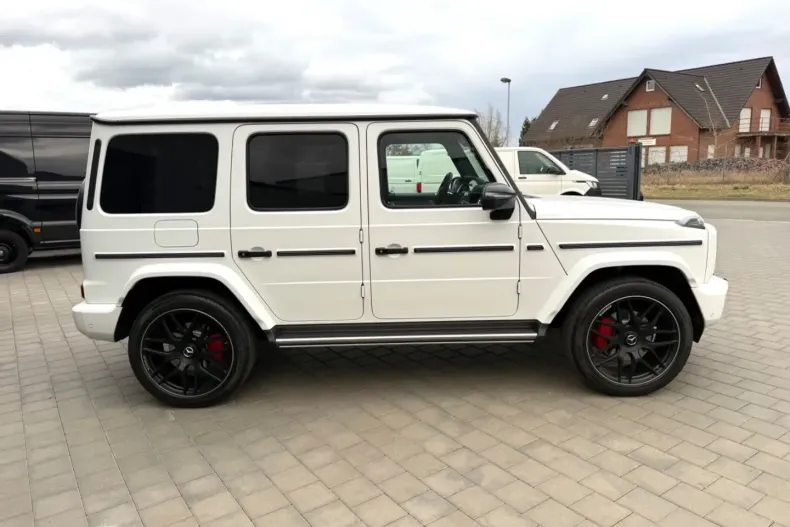 Mercedes-Benz G 450 (Clasa G) din 2024 cu 19.990 km - oferta MER197341 - foto 8