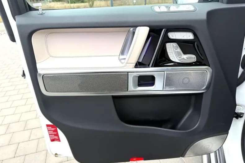 Mercedes-Benz G 450 (Clasa G) din 2024 cu 19.990 km - oferta MER197341 - foto 16