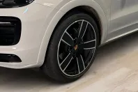 Porsche Cayenne din 2023 cu 40.143 km - oferta POR197342 - foto 6