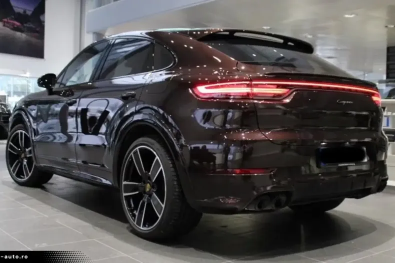 Porsche Cayenne din 2023 cu 58.960 km - oferta POR197344 - foto 2