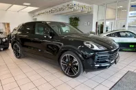 Porsche Cayenne din 2023 cu 56.229 km - oferta POR197345 - foto 1